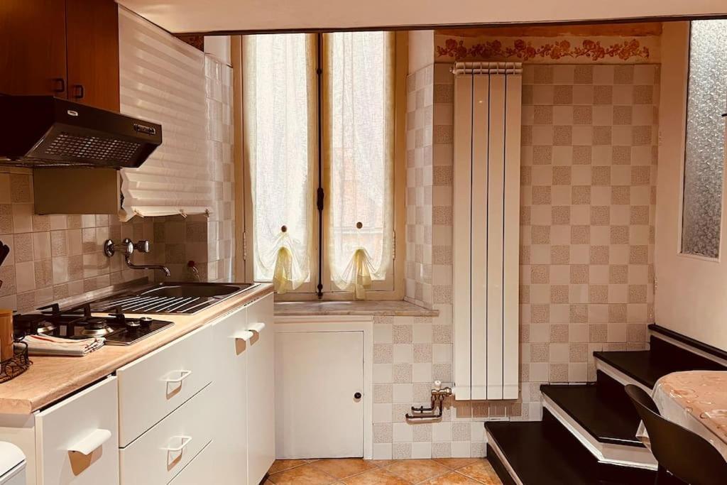 Mini Accommodation In Sanremo Liguria ภายนอก รูปภาพ