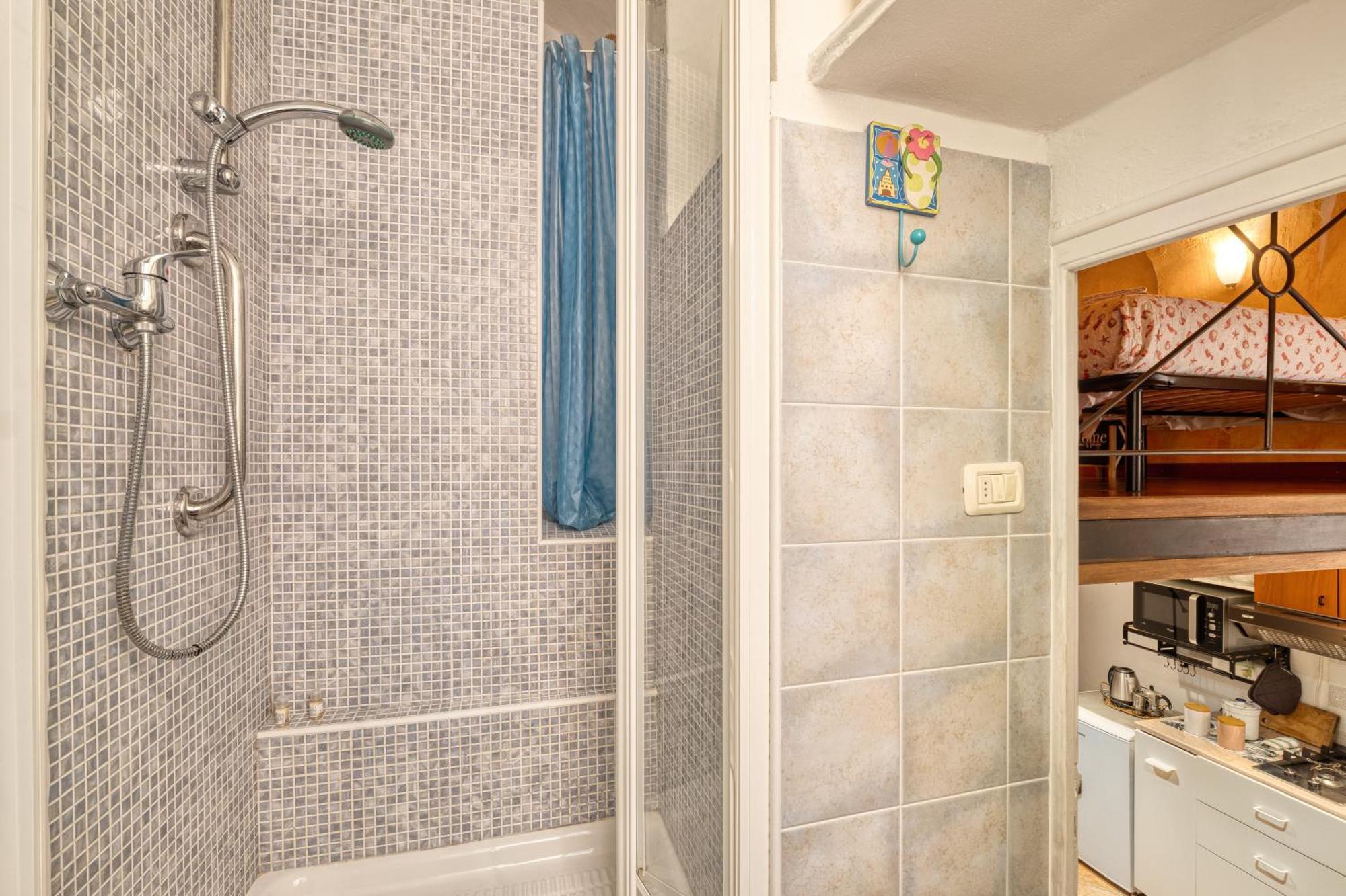 Mini Accommodation In Sanremo Liguria ภายนอก รูปภาพ