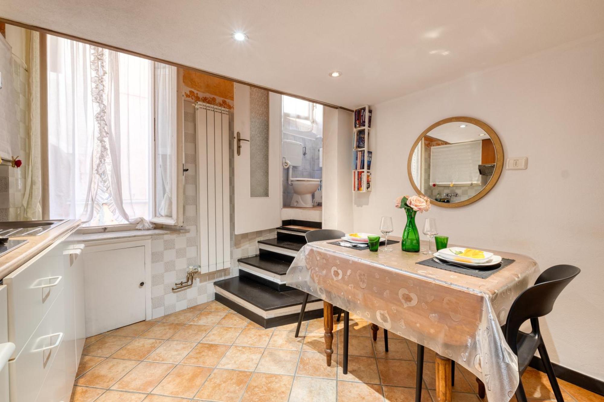 Mini Accommodation In Sanremo Liguria ภายนอก รูปภาพ