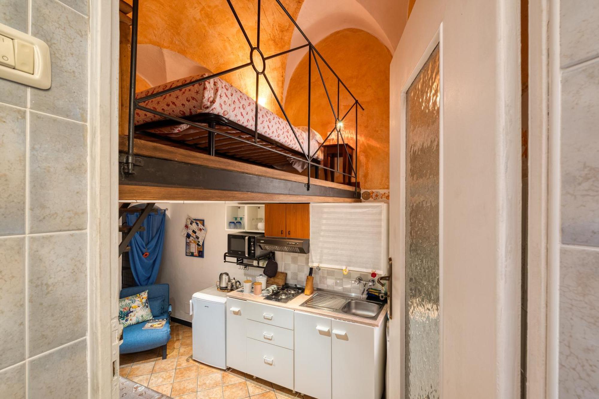 Mini Accommodation In Sanremo Liguria ภายนอก รูปภาพ
