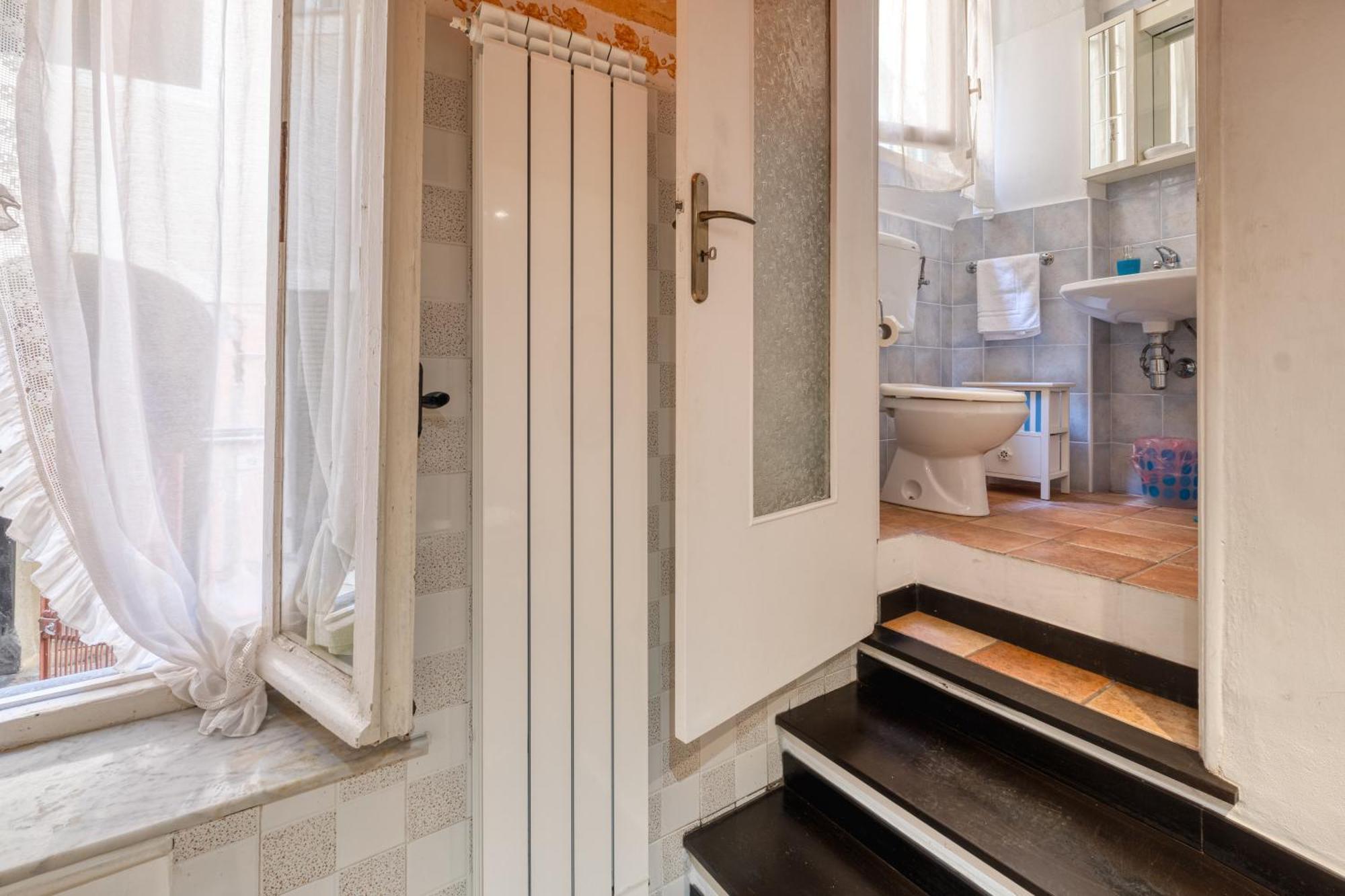 Mini Accommodation In Sanremo Liguria ภายนอก รูปภาพ